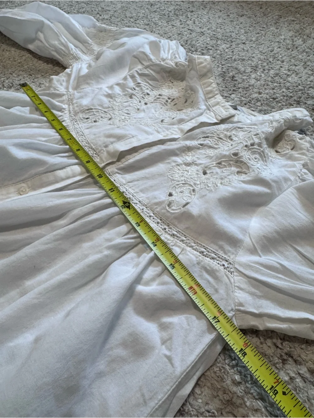 Zara lightweight white